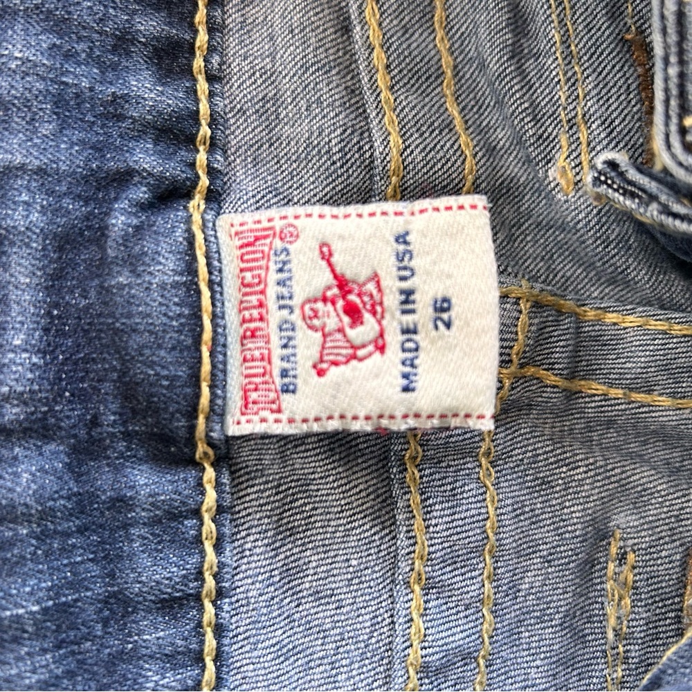 True Religion Women's Denim Jeans with Gold Details Size 26 - Picture 7 of 10